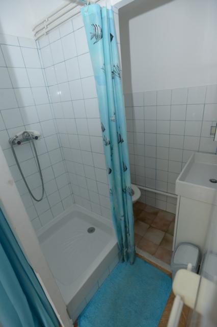 Location studio Marseille 07 - Photo 3