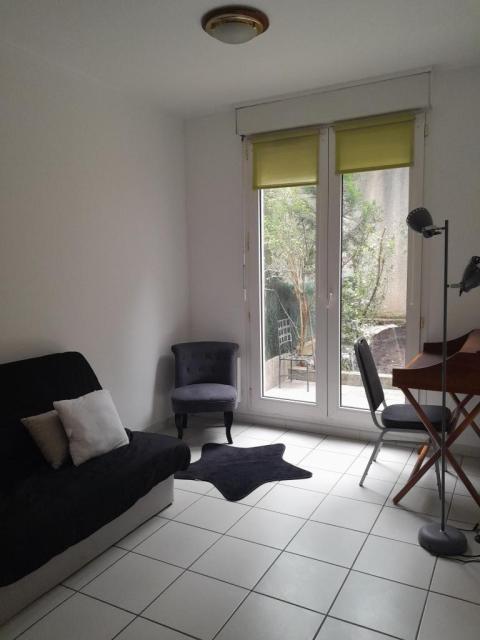 Location studio Lyon 3 - Photo 2