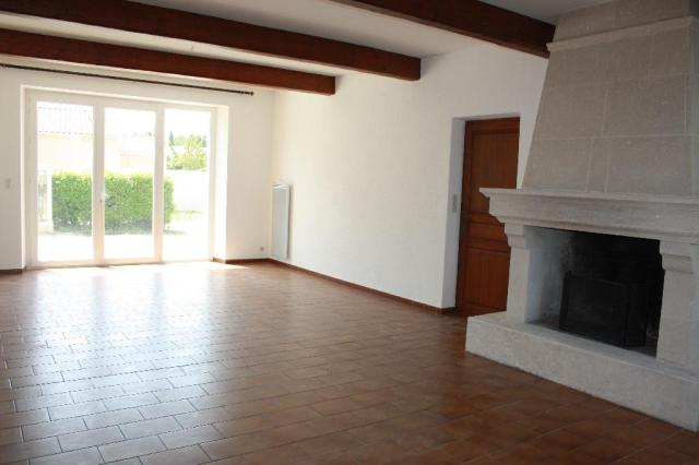 Location maison F5 Chateaurenard - Photo 3