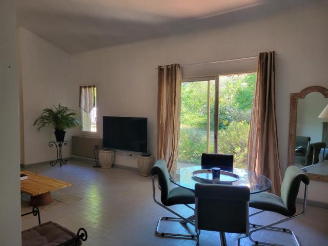 Location maison F6 Taillades - Photo 4