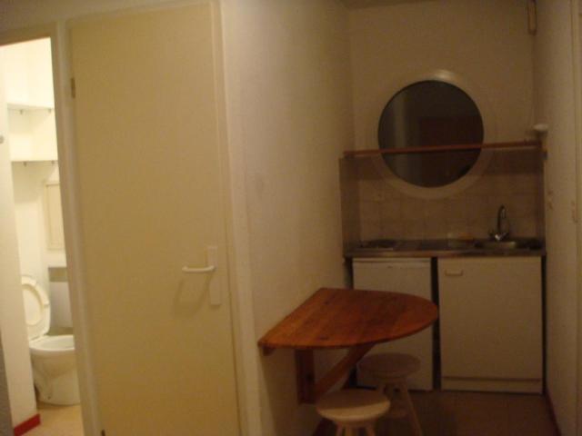 Location appartement T2 Lyon 8 - Photo 3