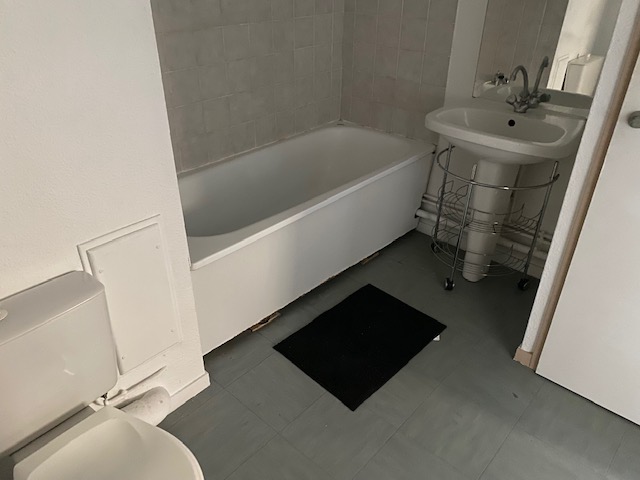 Location appartement T1 St Etienne - Photo 2