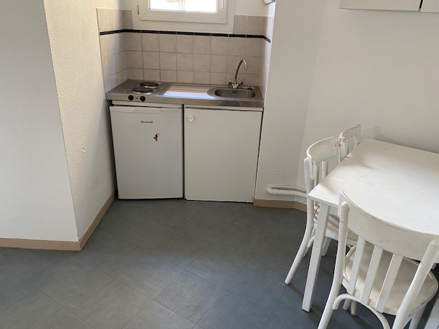 Location appartement T1 St Etienne - Photo 3