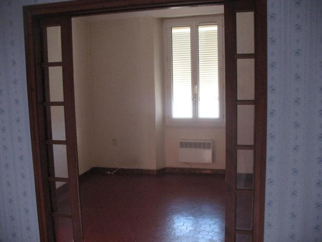 Location appartement T2 Marseille 08 - Photo 3