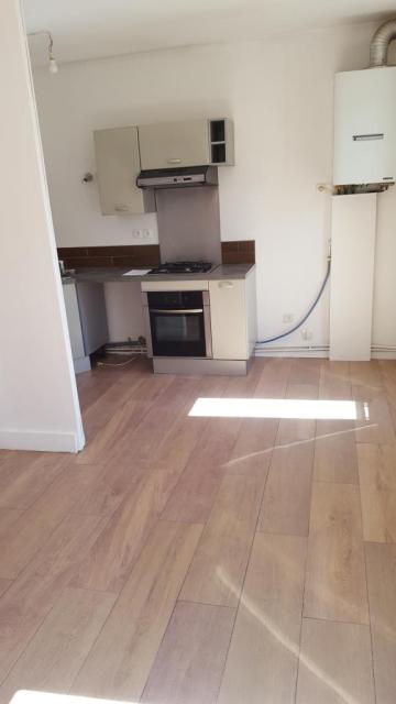 Location appartement T3 Corbeil Essonnes - Photo 2