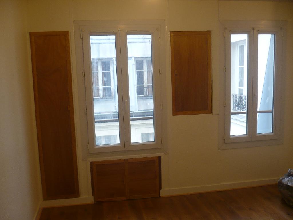 Location studio Paris 10 - Photo 2