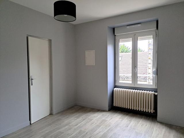 Location appartement T2 La Ferte Bernard - Photo 2