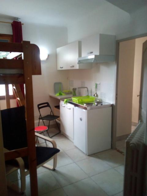 Location studio Marseille 08 - Photo 2