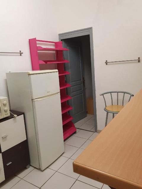 Location appartement T2 Marseille 06 - Photo 3