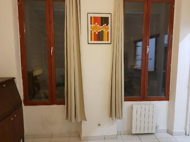 Location appartement T2 Marseille 06 - Photo 6