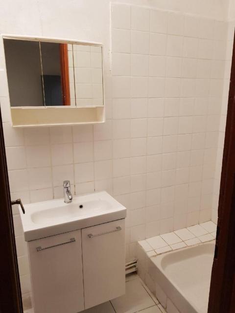Location appartement T2 Marseille 06 - Photo 7