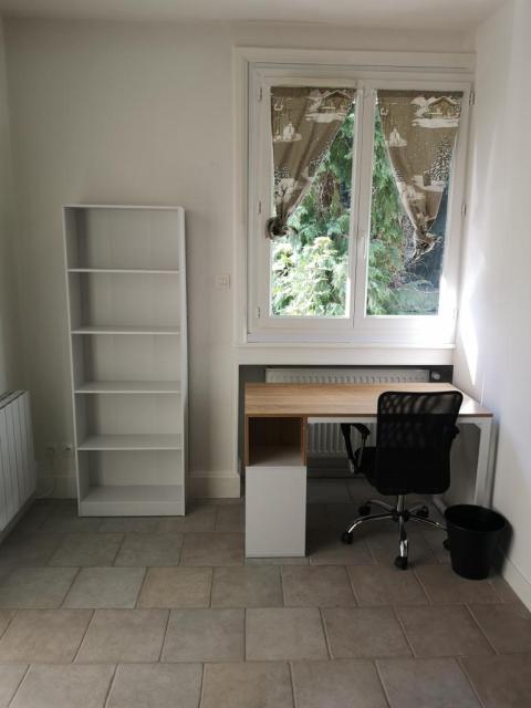 Location studio St Etienne - Photo 7