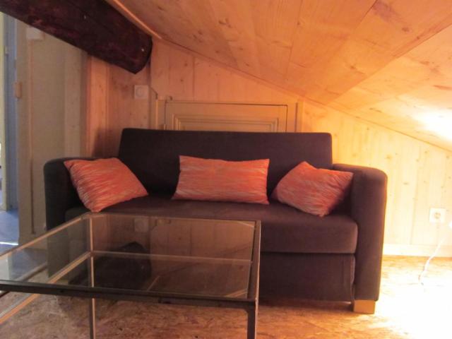 Location studio St Etienne - Photo 2