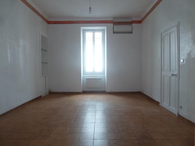 Location maison F4 Chateaurenard - Photo 3
