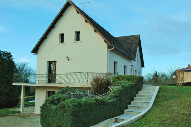 Location maison F8 St Just le Martel - Photo 3