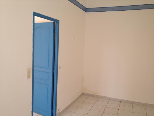 Location appartement T2 Marseille 04 - Photo 4