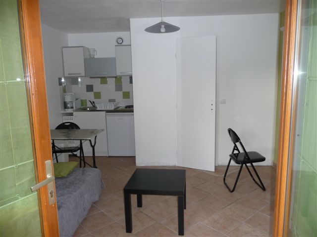 Location studio Vaulx en Velin - Photo 2