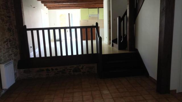 Location maison F5 Cornil - Photo 2