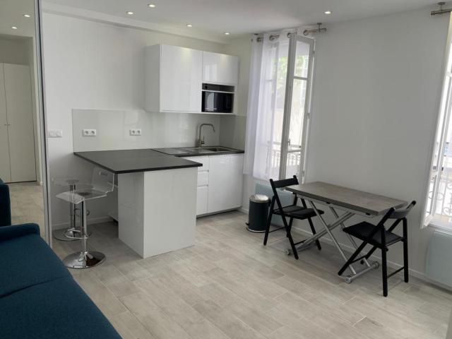 Location studio Paris 14 - Photo 1