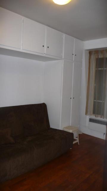 Location studio Paris 12 - Photo 1