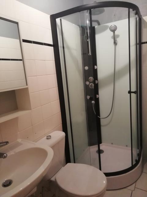 Location appartement T1 St Etienne - Photo 3