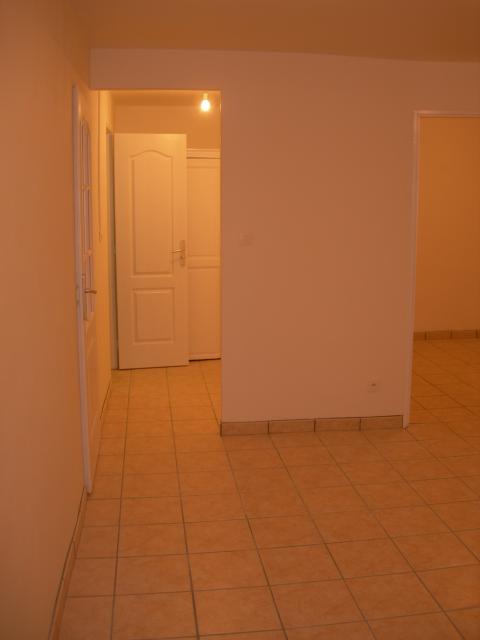 Location appartement T3 Cuers - Photo 1