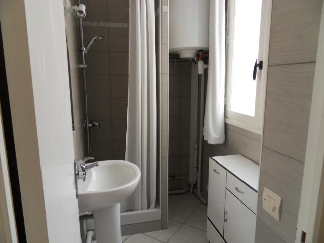 Location appartement T2 Paris 14 - Photo 2