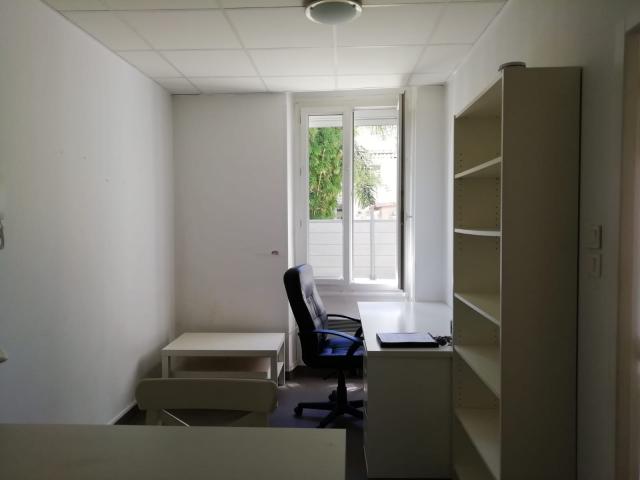 Location appartement T2 Marseille 05 - Photo 2