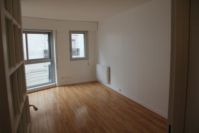 Location appartement T2 Paris 17 - Photo 2