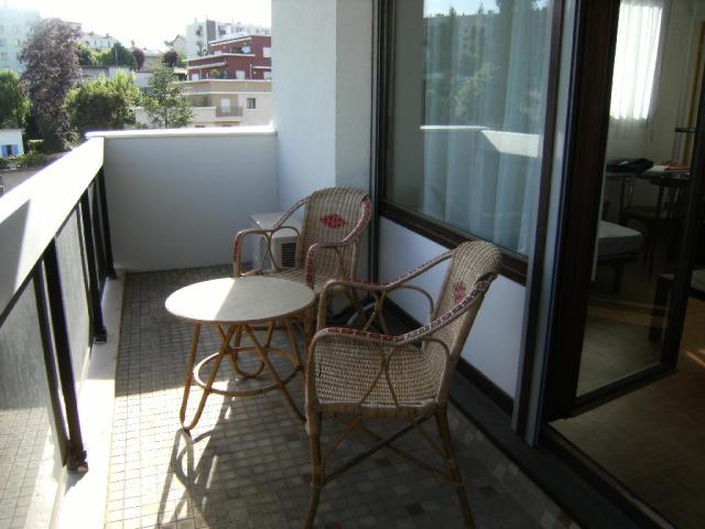 Location appartement T1 St Etienne - Photo 2