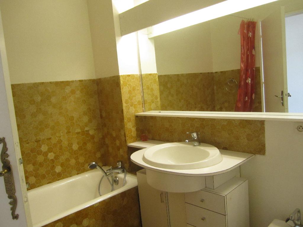Location appartement T5 St Etienne - Photo 3