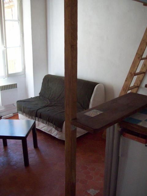 Location studio Marseille 02 - Photo 4