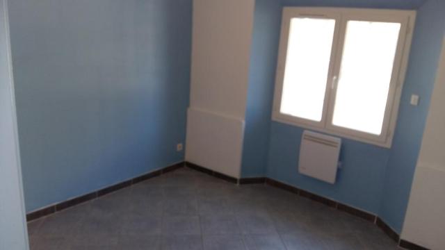 Location appartement T4 Lancon Provence - Photo 3