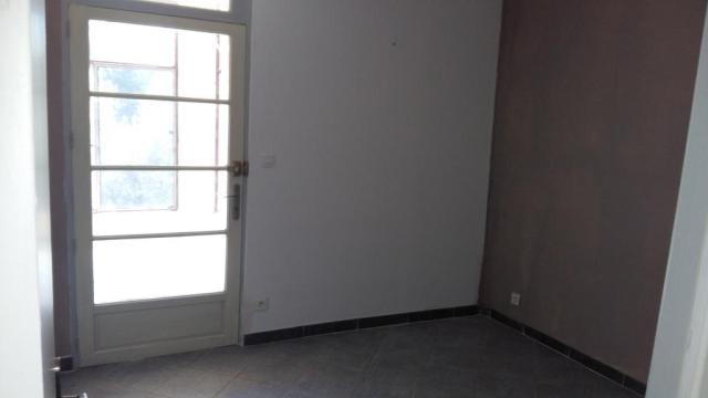 Location appartement T4 Lancon Provence - Photo 4