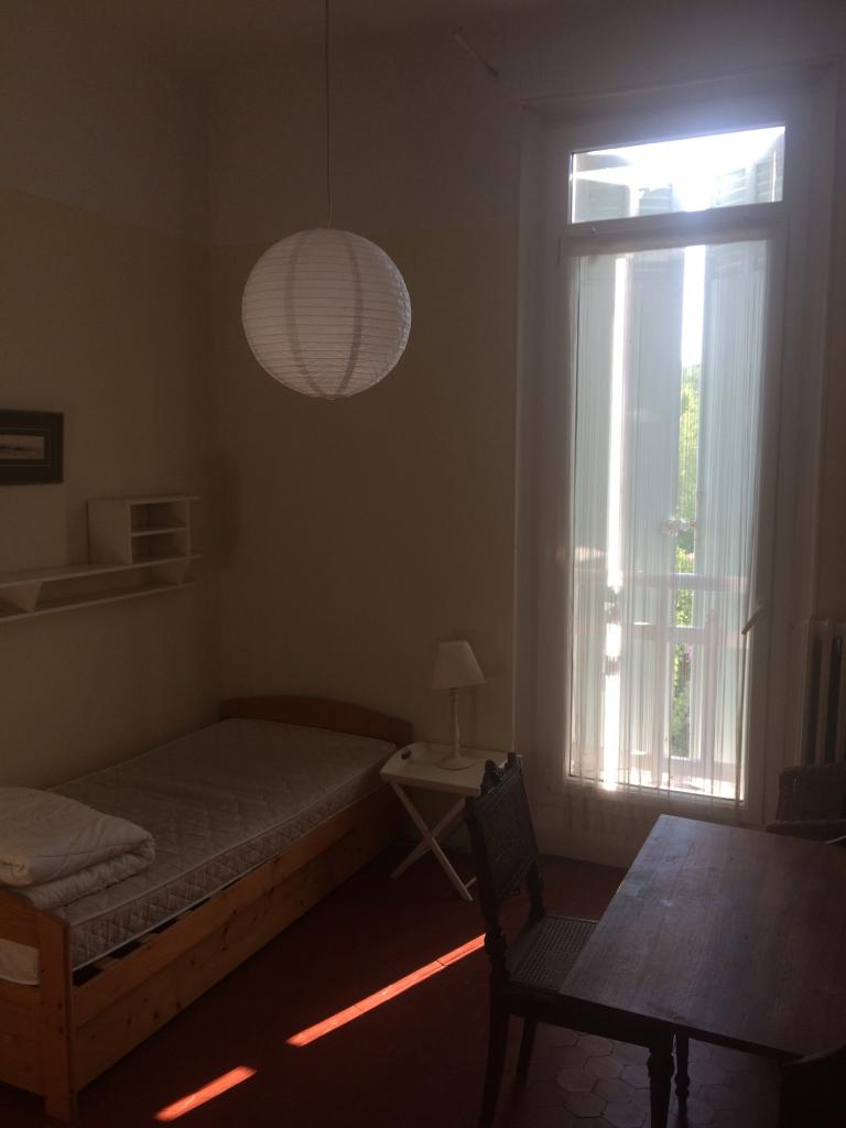 Location chambre Marseille 08 - Photo 1