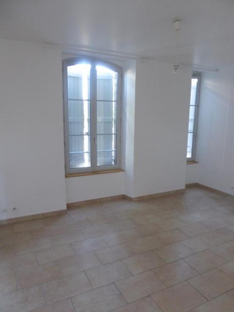 Location appartement T2 Sens - Photo 3