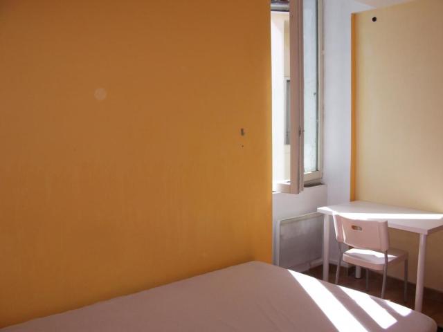 Location appartement T2 Nimes - Photo 2
