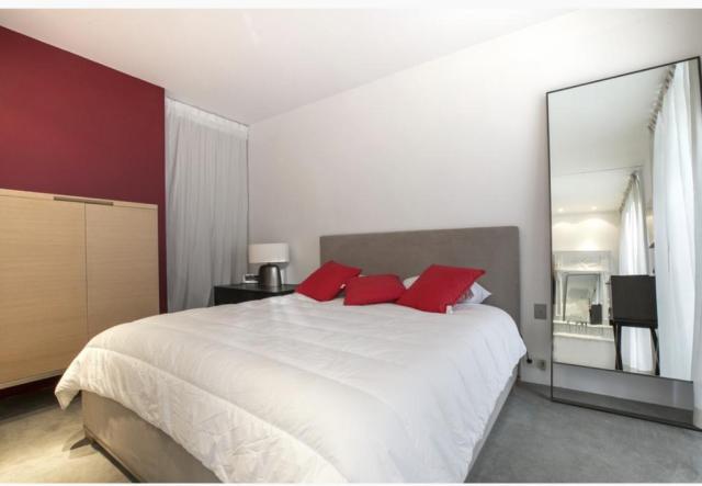 Location appartement T2 Paris 09 - Photo 3