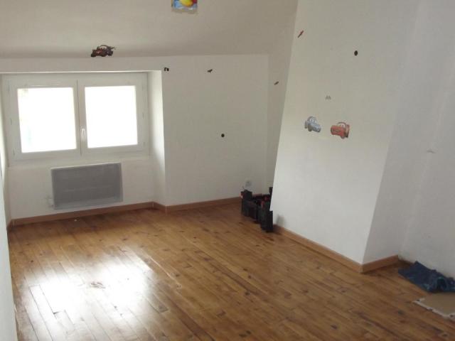 Location maison F5 Foissy sur Vanne - Photo 4
