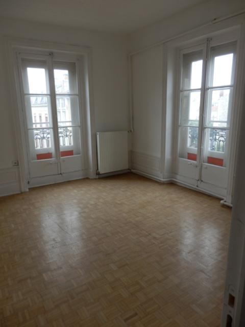 Location appartement T6 St Etienne - Photo 1