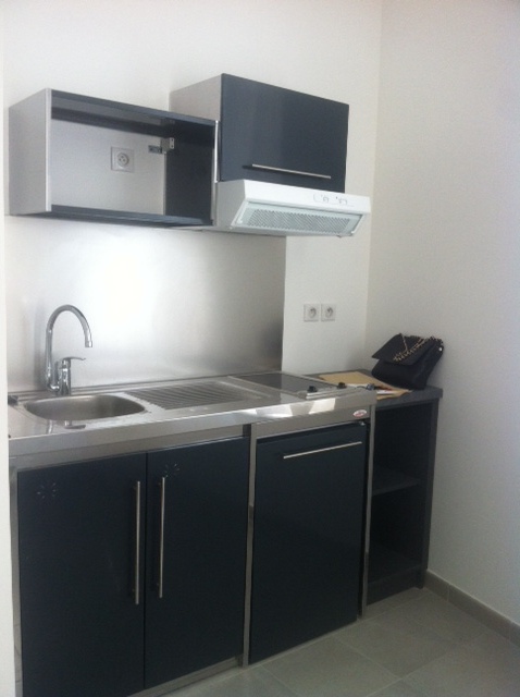 Location studio Marseille 01 - Photo 2
