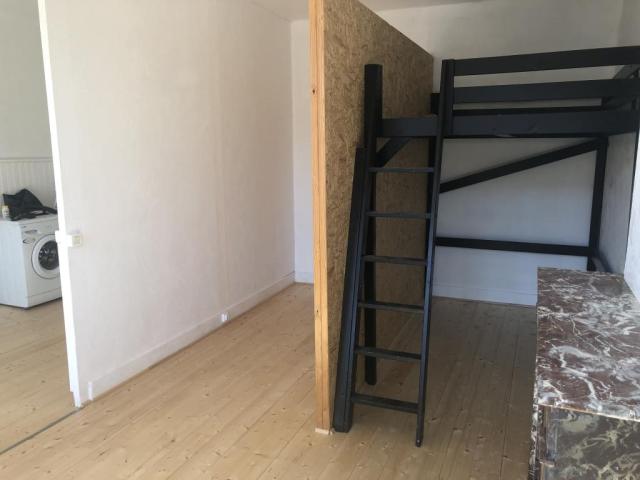 Location appartement T2 St Etienne - Photo 3