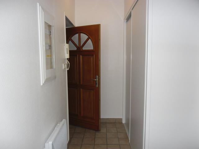 Location appartement T2 St Etienne - Photo 2