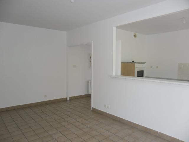 Location appartement T2 St Etienne - Photo 3