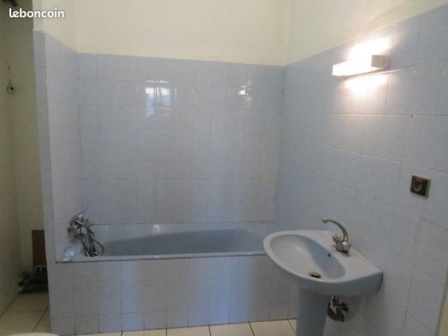 Location appartement T2 Marseille 03 - Photo 2