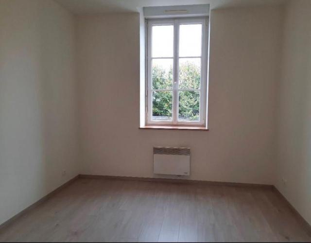 Location maison F5 Le Mele sur Sarthe - Photo 6