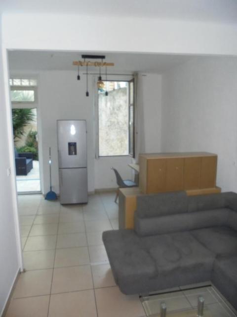Location appartement T1 Marseille 06 - Photo 7