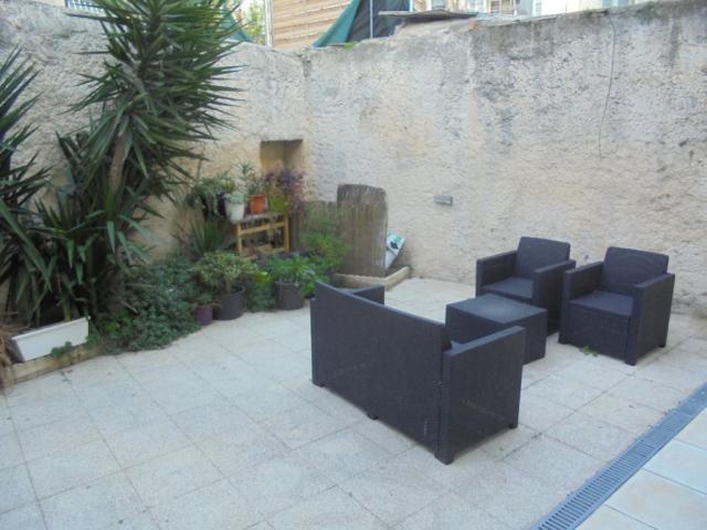Location appartement T1 Marseille 06 - Photo 8