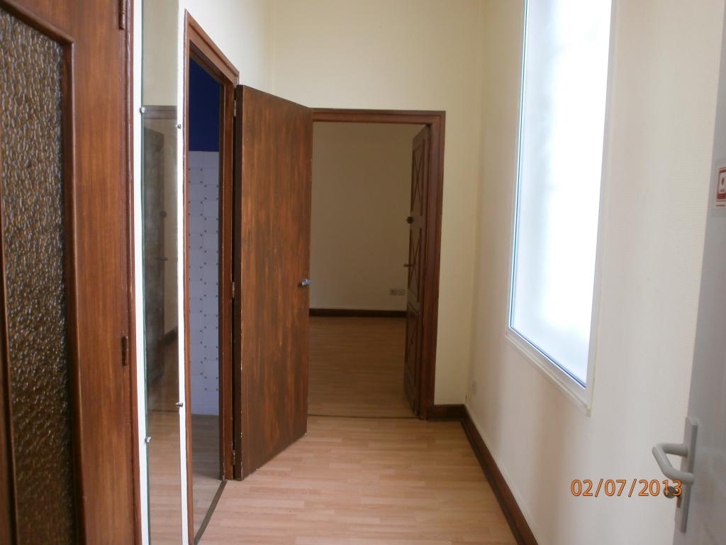 Location appartement T3 Charleville Mezieres - Photo 4