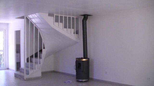 Location maison F4 Belcodene - Photo 1